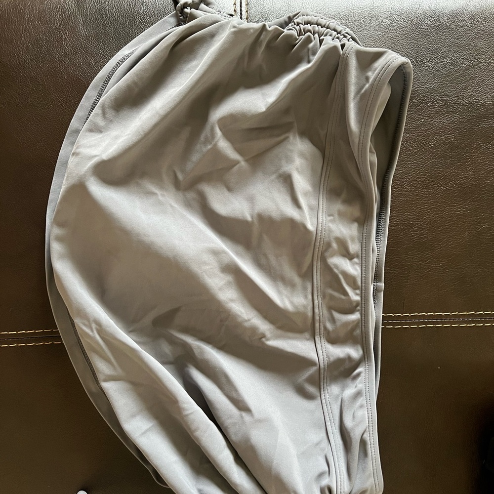 Light gray - Picture 4 of 4